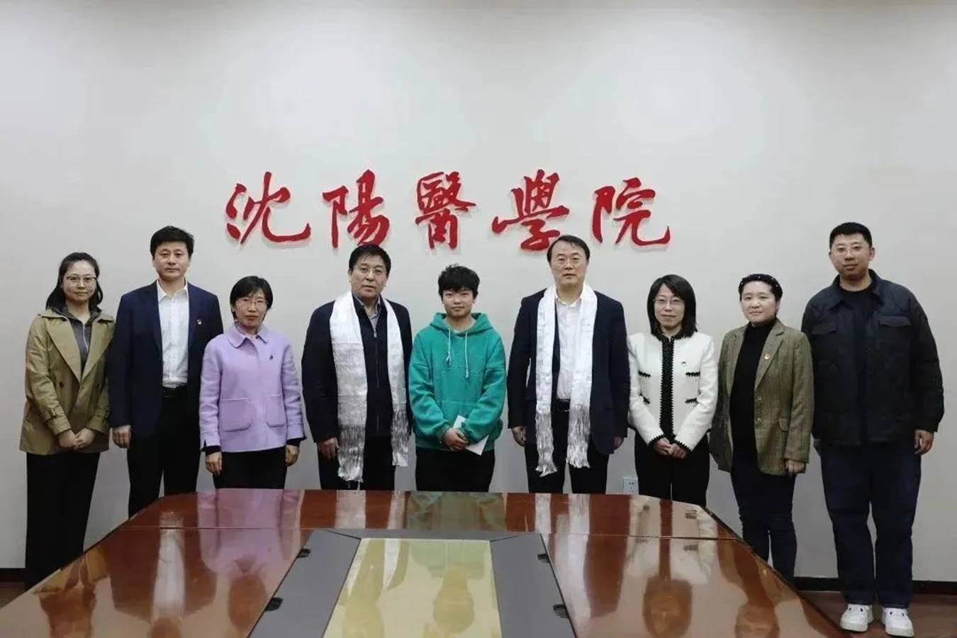 说明: 图片 说明: 图片