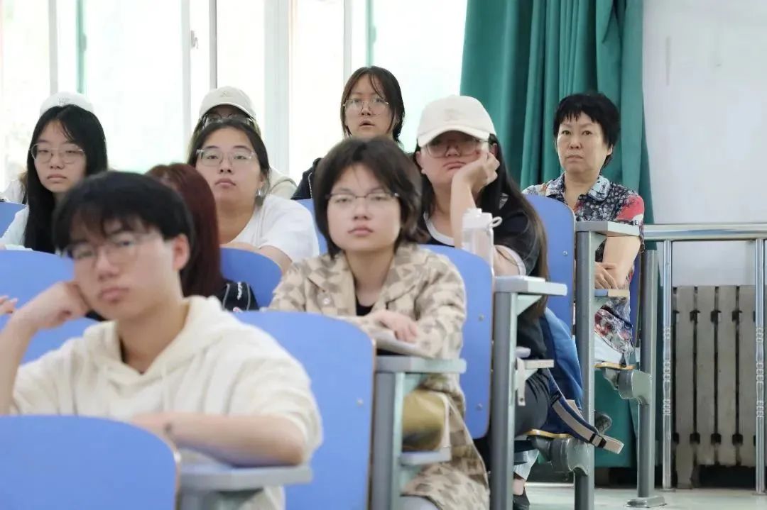 P1.jpg 图片