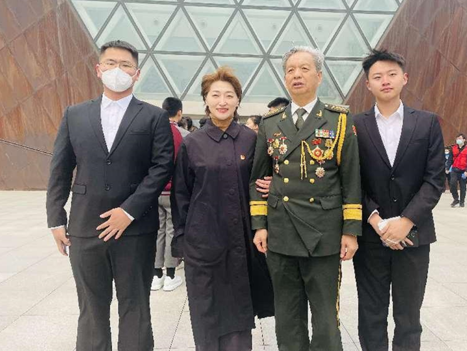 说明: 图片 说明: 图片