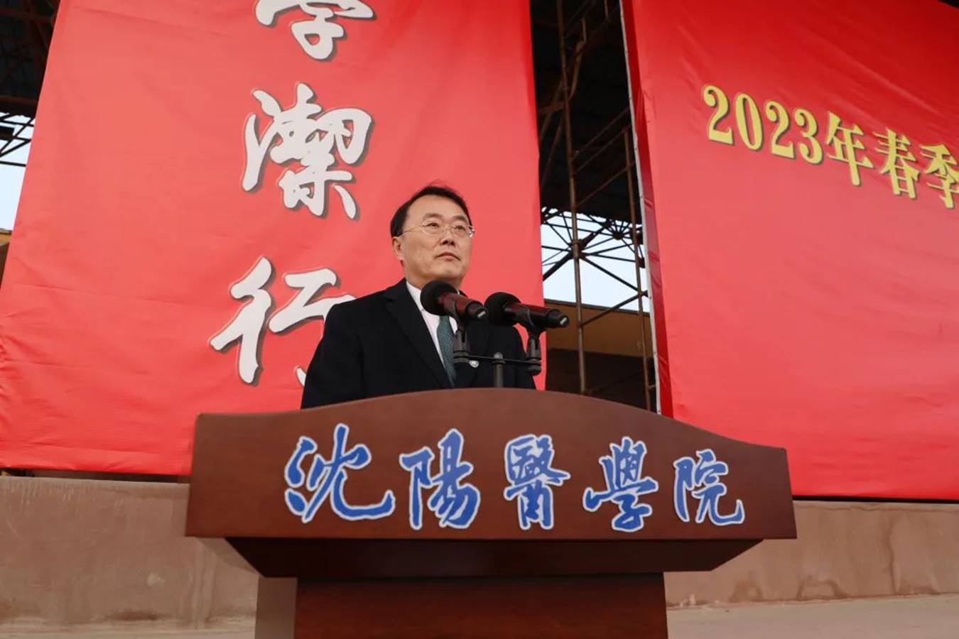 说明: 图片 说明: 图片